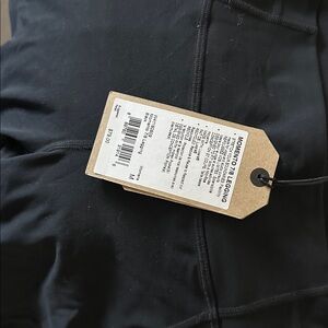 Prana Black momento 7/8 leggings NWT